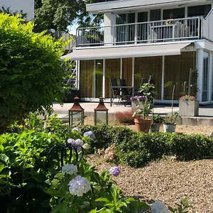 Rose Bed & Breakfast Valkenburg (South Holland)